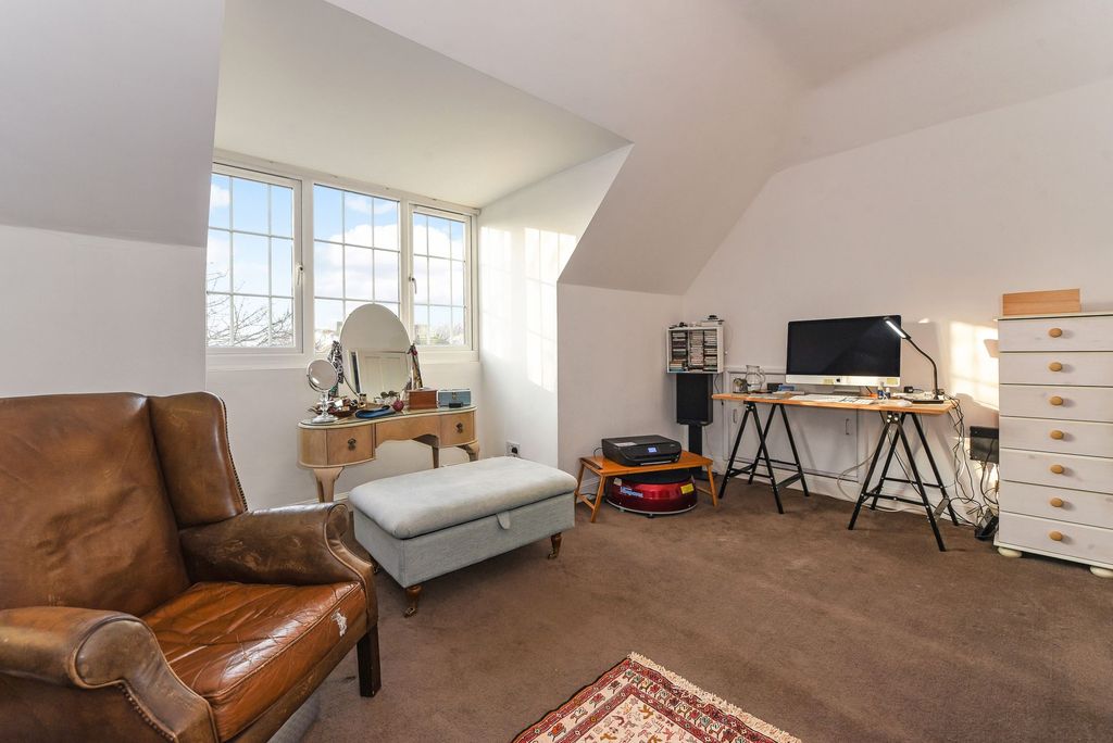 Additional image 20 of 7 bed detached house for saleSelden Road, Worthing BN11