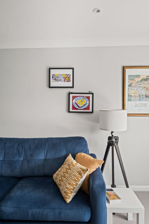 Additional image 5 of 2 bed flat for saleThe Avenue, Worcester Park KT4