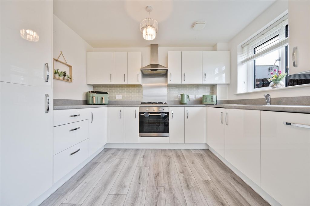 Additional image 5 of 3 bed detached house for saleRosebay Drive, Wishaw ML2