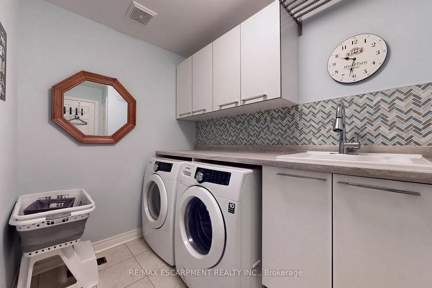 Additional image 13 of 4176 Saunders Crescent