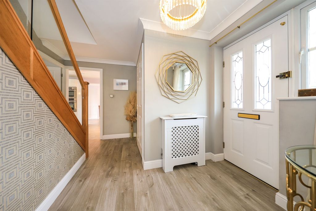 Additional image 13 of 4 bed detached house for saleBarbel Drive, Wednesfield, Wolverhampton WV10