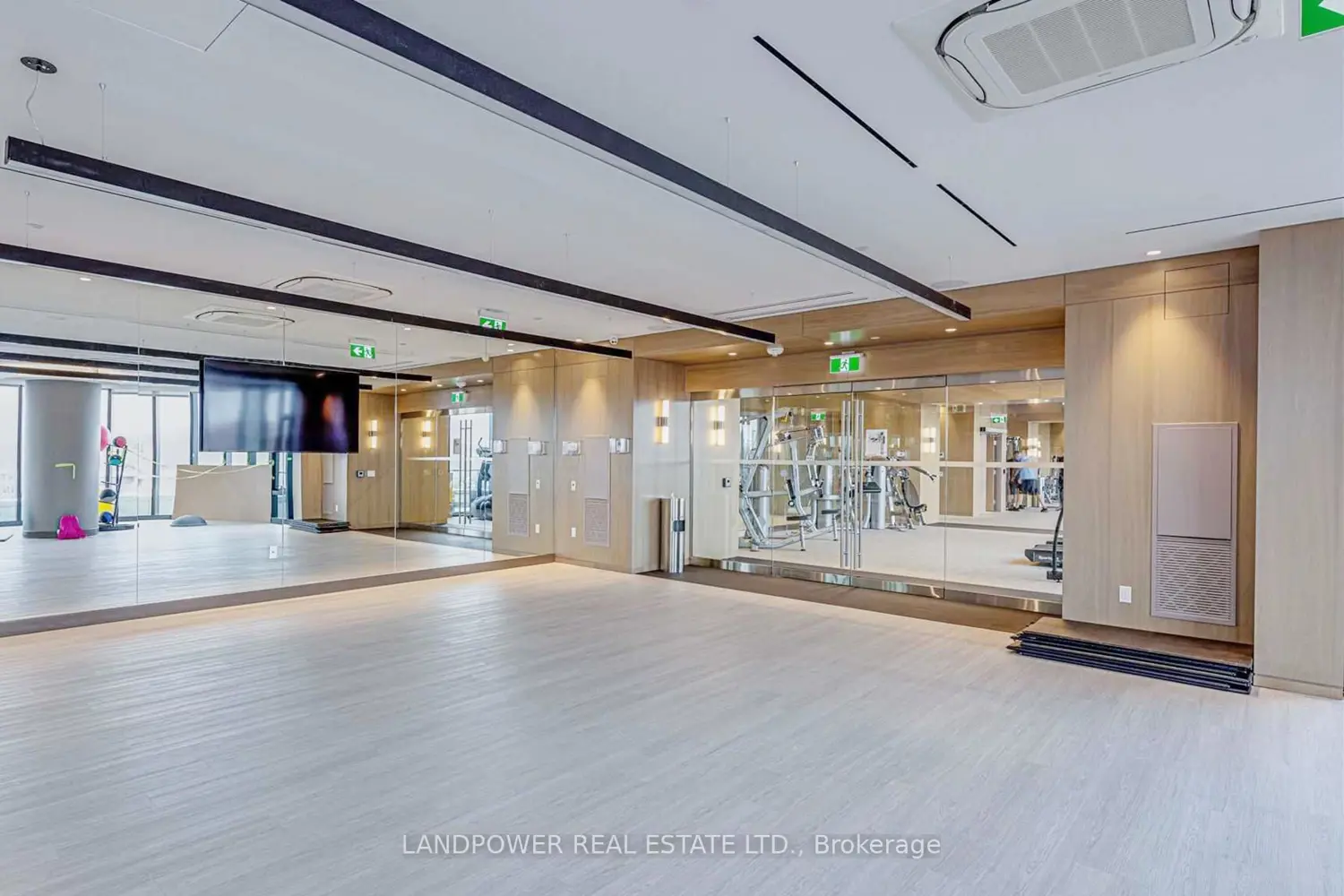 Additional image 4 of 585 Bloor Street 415