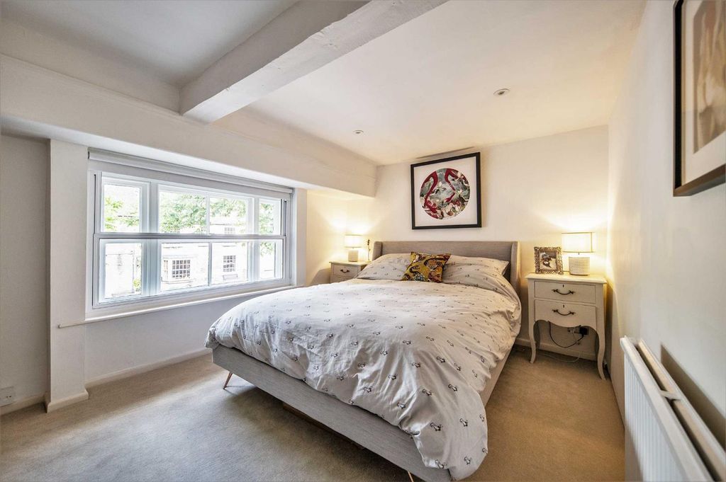 Additional image 10 of 2 bed terraced house for saleOxford Street, Woodstock OX20