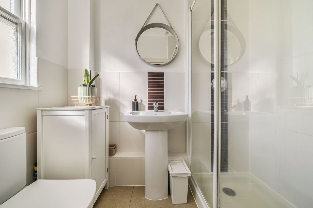Additional image 7 of 4 bed terraced house for saleBernard Street, Southampton SO14
