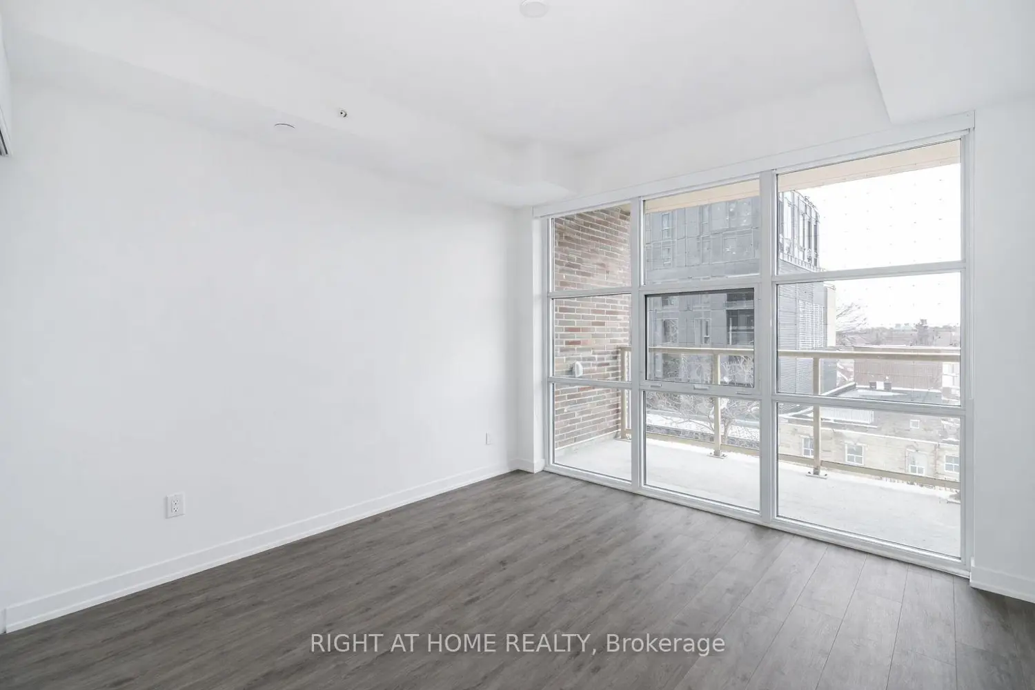 Additional image 12 of 1787 St Clair Avenue 418