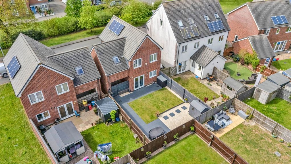 Additional image 3 of 4 bed detached house for saleHemlock Road, Coalville LE67
