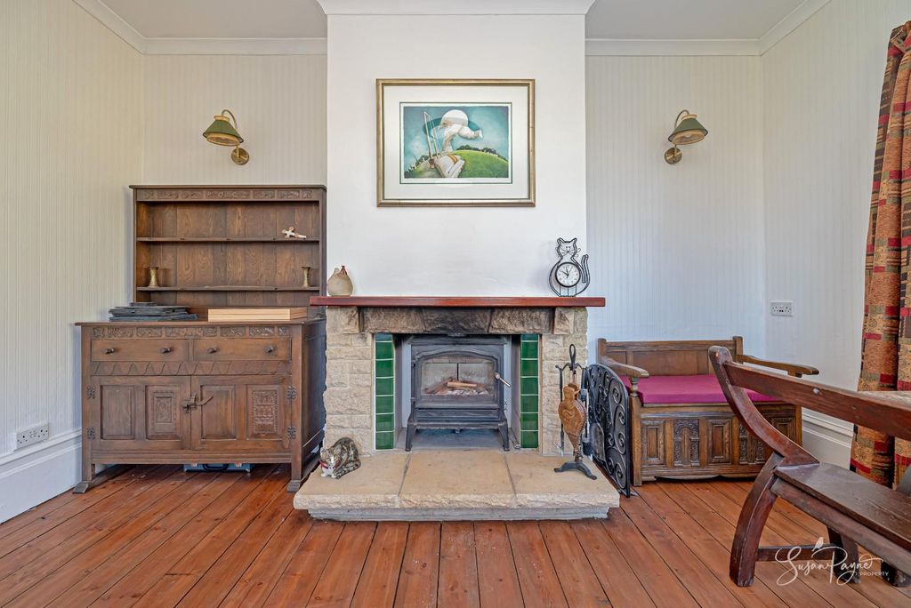 Additional image 11 of 4 bed detached house for saleCalbourne Road, Newport PO30