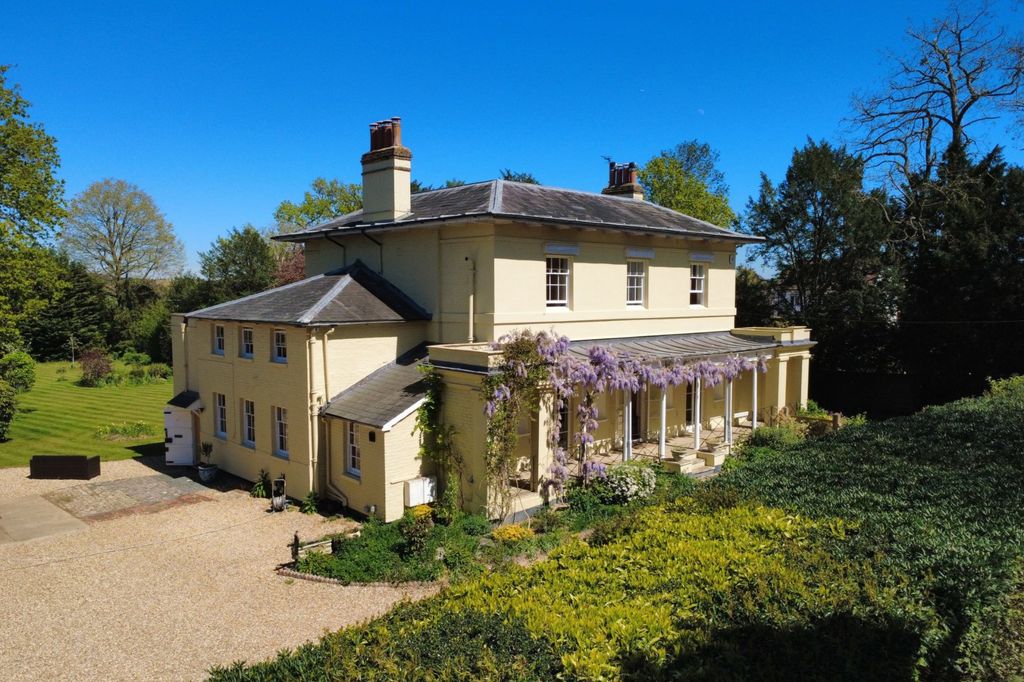Additional image 2 of 6 bed detached house for saleVicarage Road, Yateley, Hampshire GU46