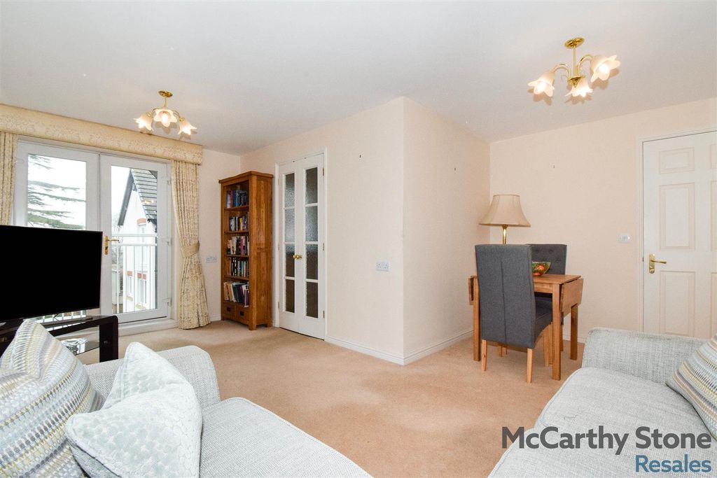 Additional image 2 of 1 bed flat for saleRowleys Court, Sandhurst Street, Oadby, Leicester LE2