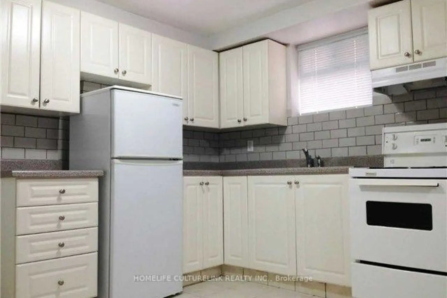 Additional image 8 of 2904 St Clair Avenue