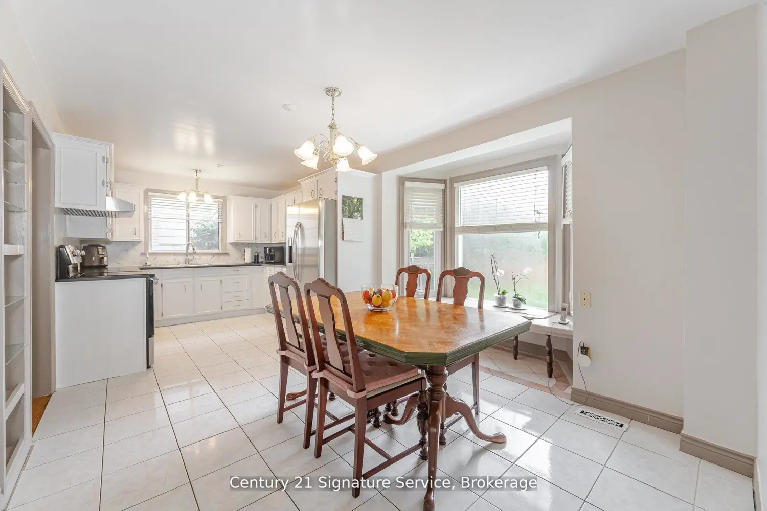 Additional image 8 of 512 Selsey Drive