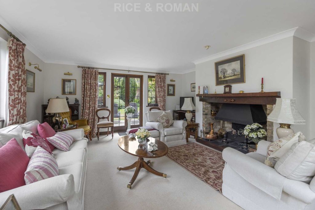 Additional image 2 of 5 bed detached house for saleSnows Ride, Windlesham GU20