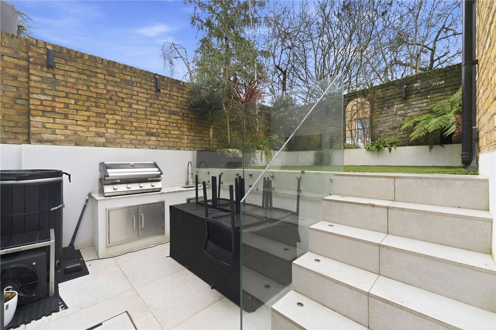 Additional image 12 of 4 bed semi-detached house for saleThe Hermitage, Richmond, Surrey TW10