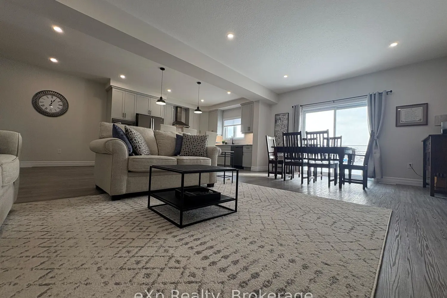 Additional image 3 of 654 Wray Avenue