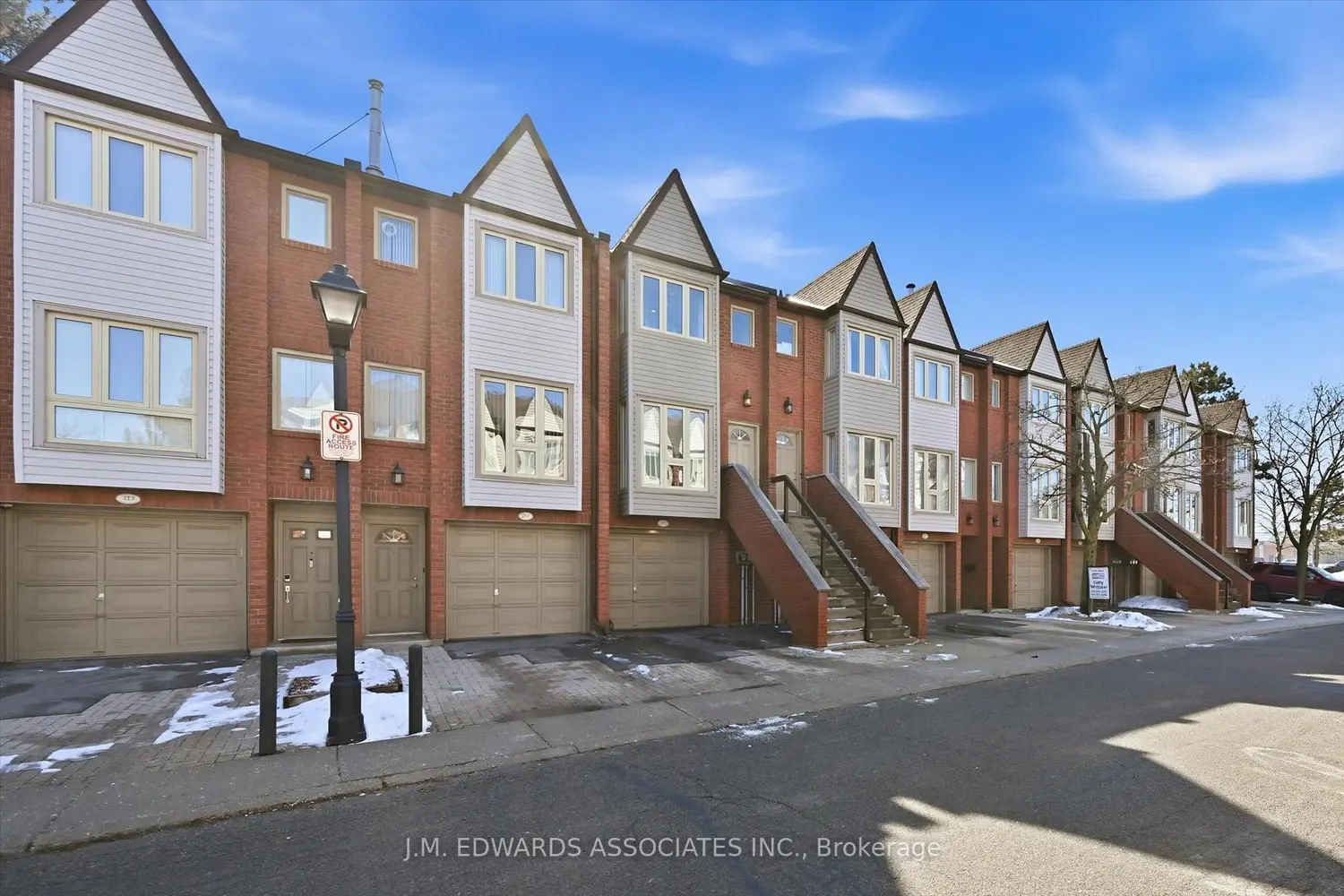 Additional image 4 of 895 Maple Avenue 215
