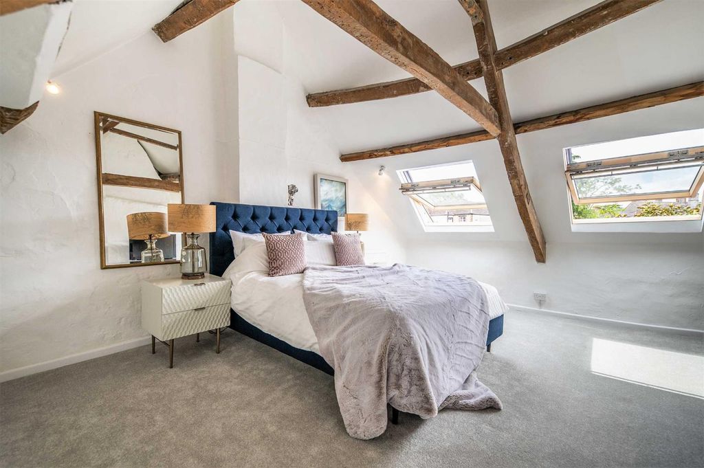 Additional image 8 of 2 bed terraced house for saleOxford Street, Woodstock OX20
