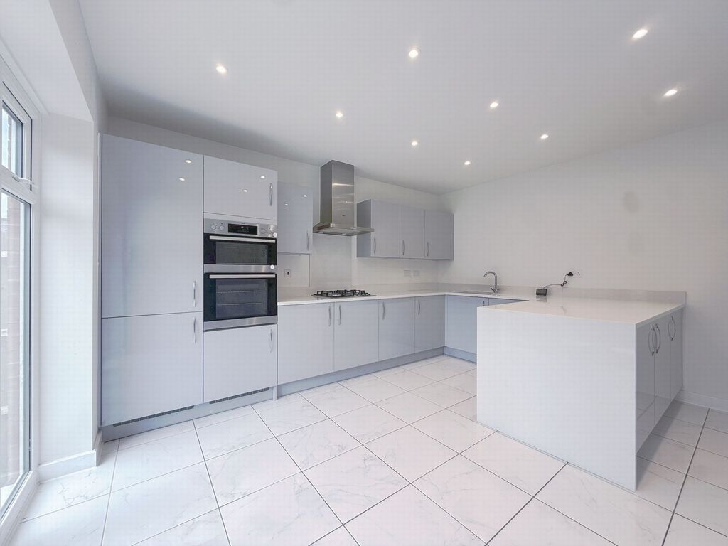 Additional image 2 of 4 bed detached house for saleWeston Rise, Oadby LE2