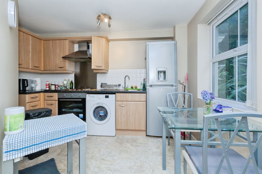 Additional image 5 of 2 bed flat for saleOld Station Road, Syston, Leicester LE7