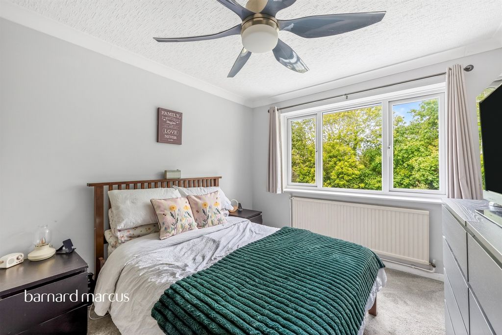 Additional image 8 of 2 bed maisonette for saleArdrossan Gardens, Worcester Park KT4