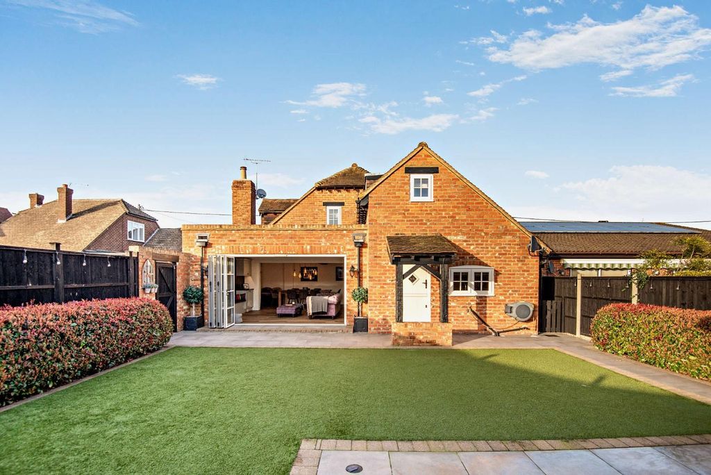 Additional image 24 of 4 bed detached house for saleJunction Road, Ashford TW15