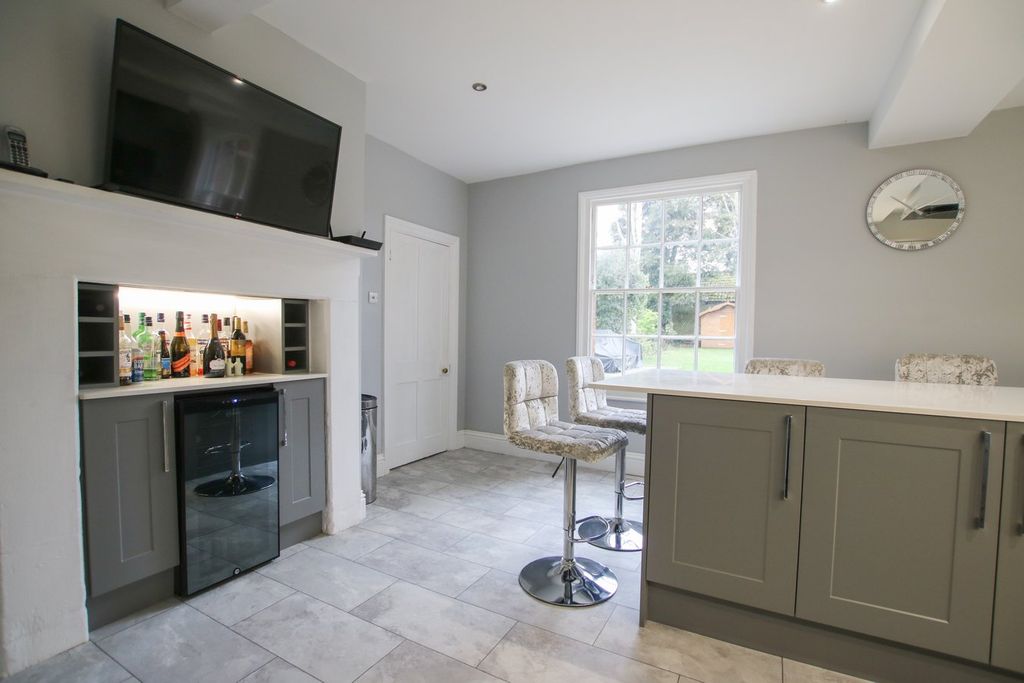 Additional image 7 of 5 bed detached house for saleMilton Road, Wokingham RG40