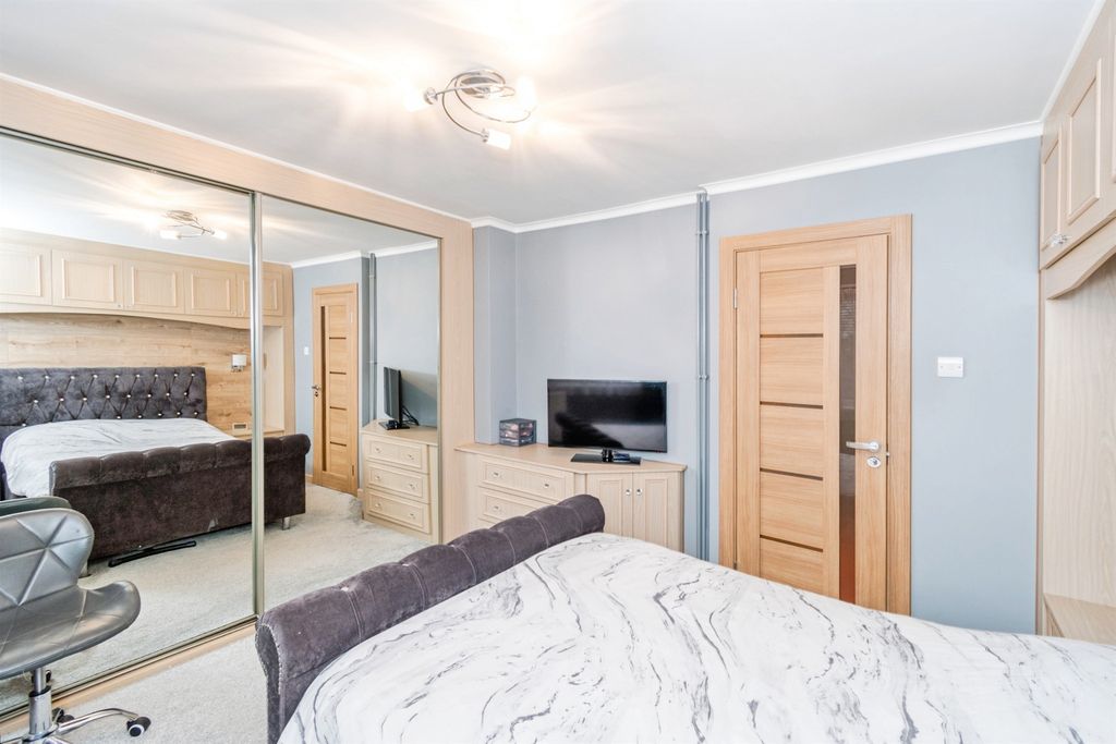Additional image 14 of 4 bed terraced house for saleBrook Valley, Southampton SO16