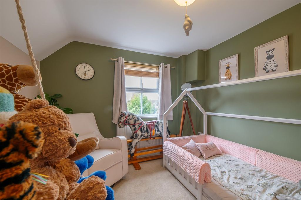 Additional image 14 of 3 bed terraced house for saleHensington Road, Woodstock OX20