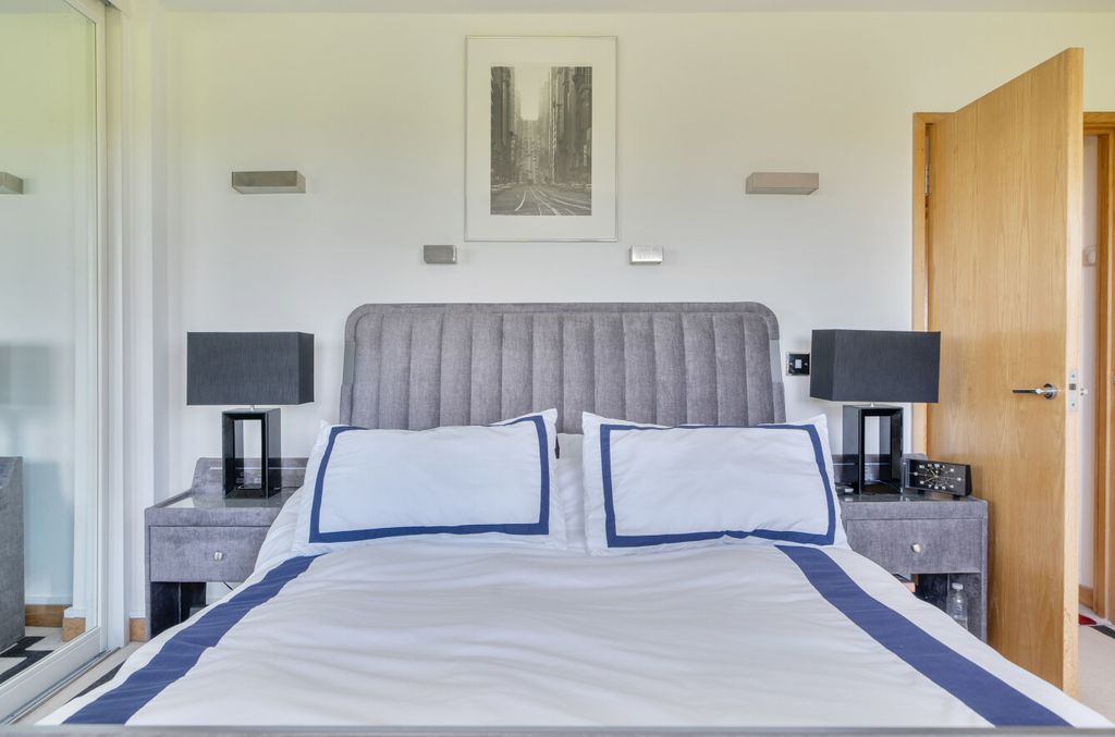 Additional image 14 of 2 bed flat for saleCranfield Court, Sunset Avenue, Woodford Green IG8
