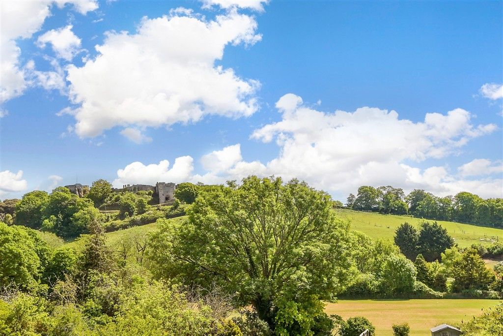 Additional image 2 of 3 bed detached house for saleClatterford Road, Newport, Isle Of Wight PO30
