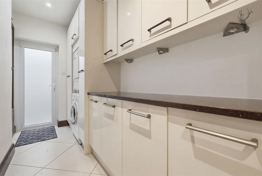 Additional image 17 of 4 bed detached house for saleThe Glade, Woodford Green IG8