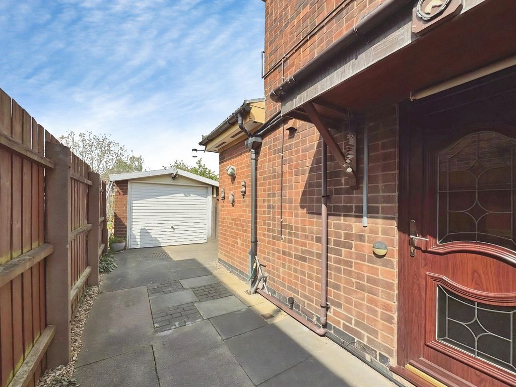 Additional image 25 of 3 bed semi-detached house for saleGrove Road, Blaby, Leicester LE8