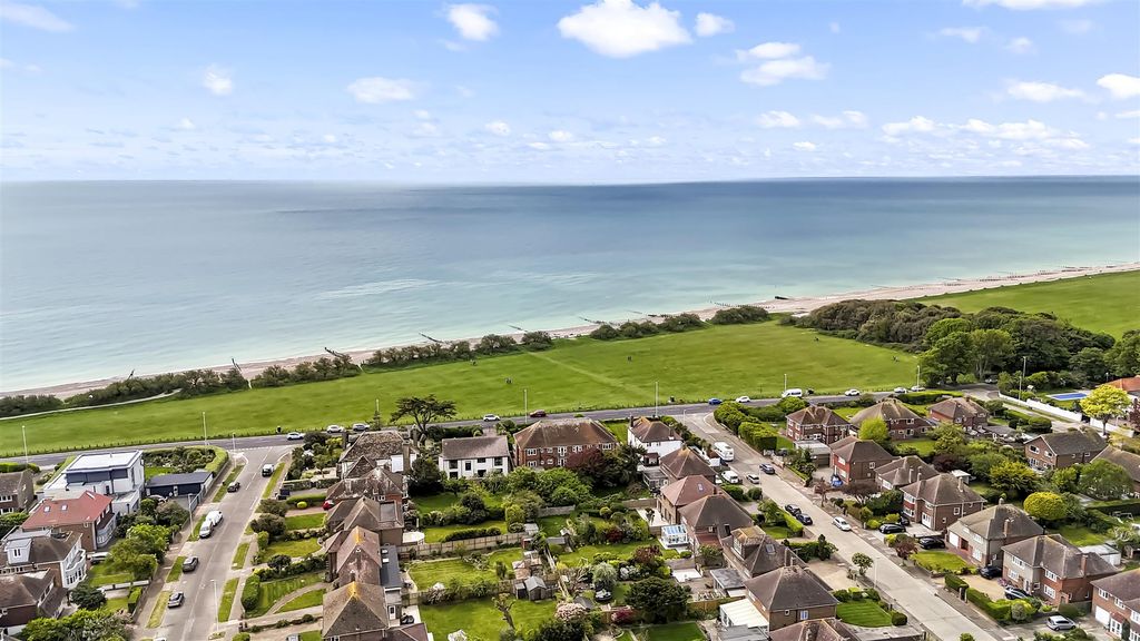 Additional image 2 of 2 bed flat for saleMarine Drive, Goring, Worthing BN12