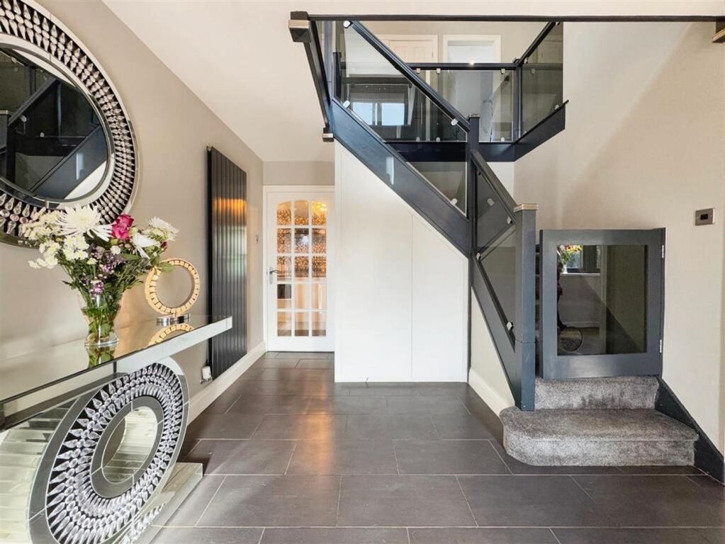 Additional image 5 of 5 bed detached house for salePark Street, Worksop S80