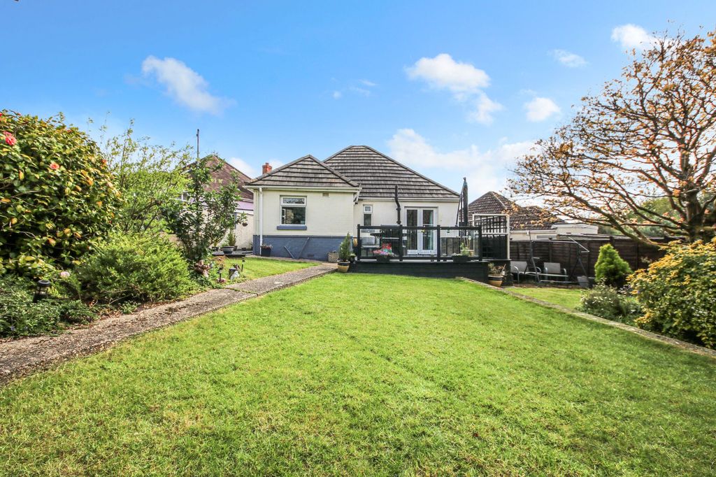 Additional image 13 of 2 bed detached bungalow for saleSouth East Crescent, Sholing SO19
