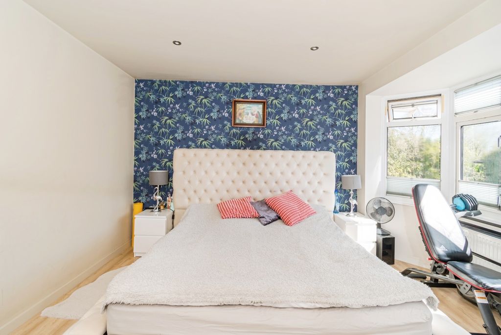 Additional image 14 of 3 bed semi-detached house for saleOsborne Road South, Southampton, Hampshire SO17
