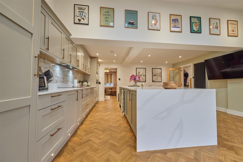 Additional image 3 of 4 bed detached house for saleSaddlers Close, Burbage, Hinckley LE10