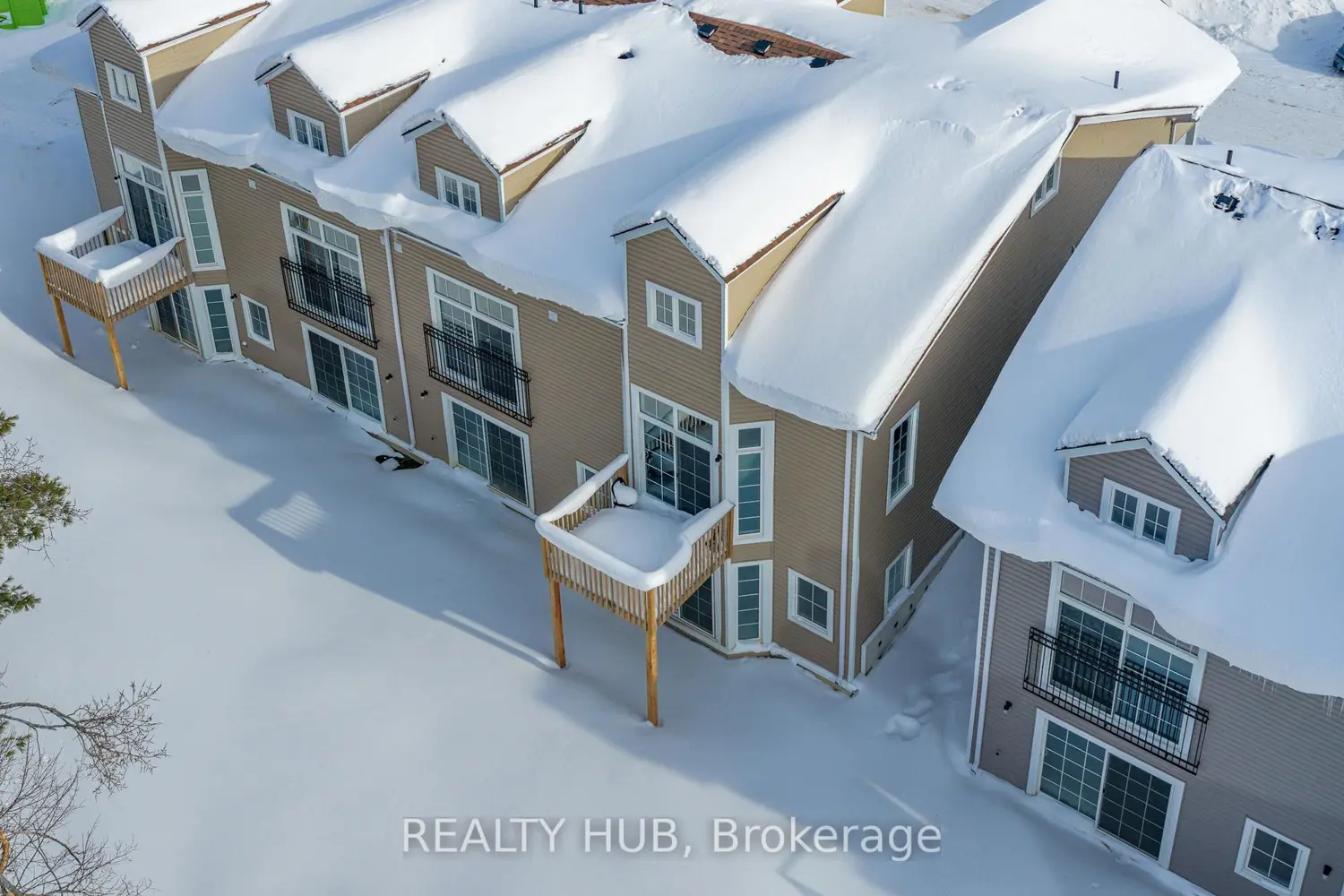 Additional image 11 of 14 Turnberry Court