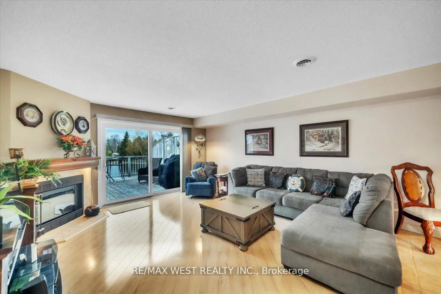 Additional image 3 of 24 Laguna Parkway 9