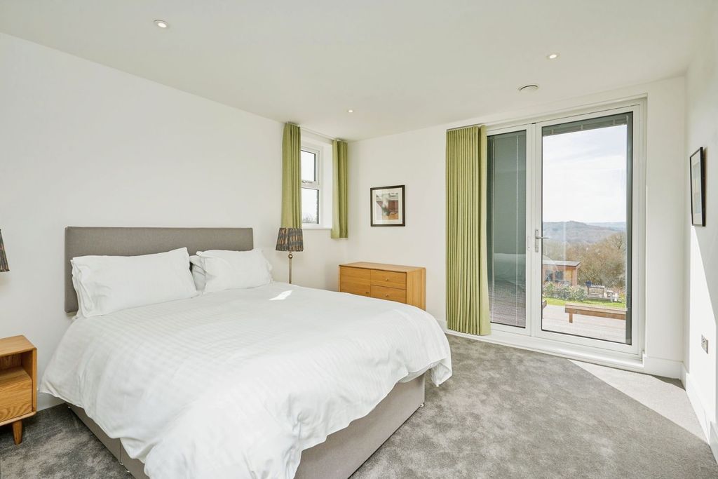 Additional image 13 of 4 bed detached house for saleBuckbury Lane, Newport, Isle Of Wight PO30