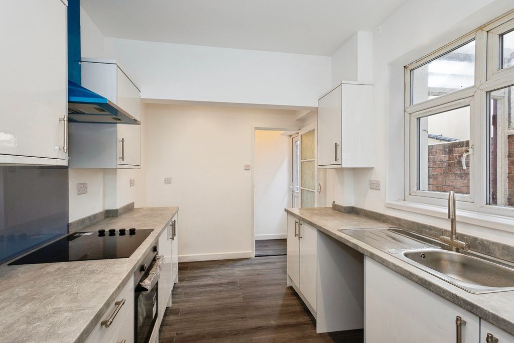Additional image 12 of 4 bed terraced house for saleMeyrick Road, Portsmouth PO2