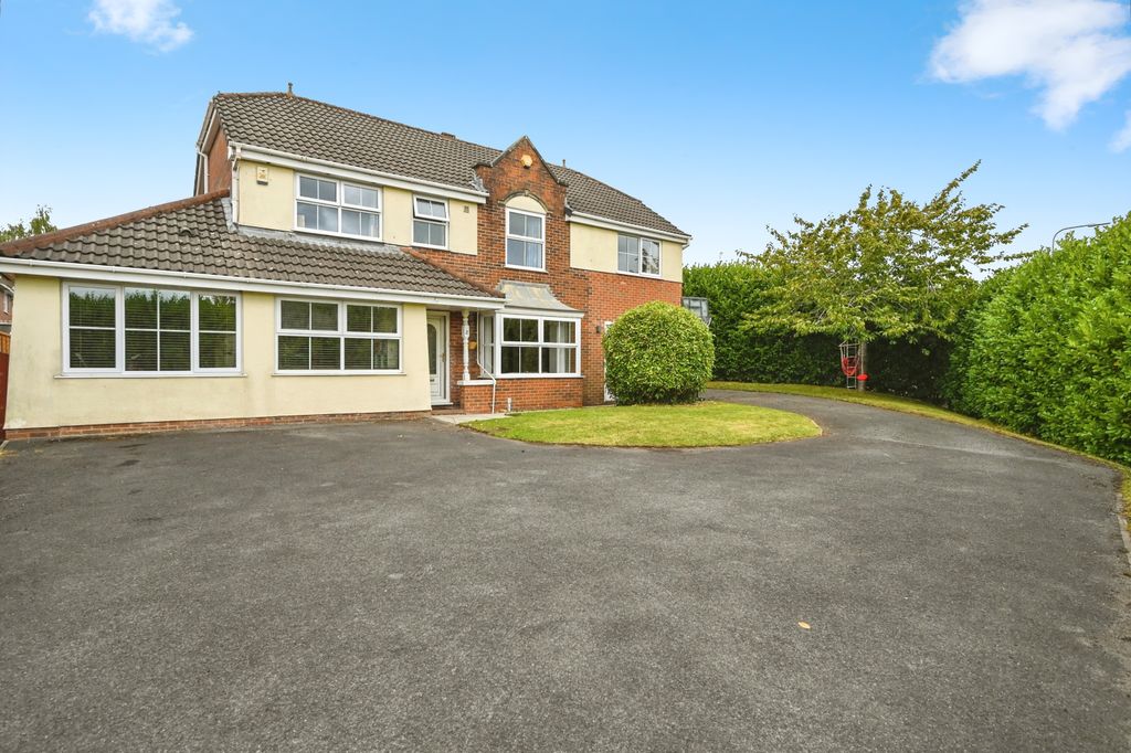 Additional image 3 of 4 bed detached house for saleSkyes Crescent, Wigan WN3