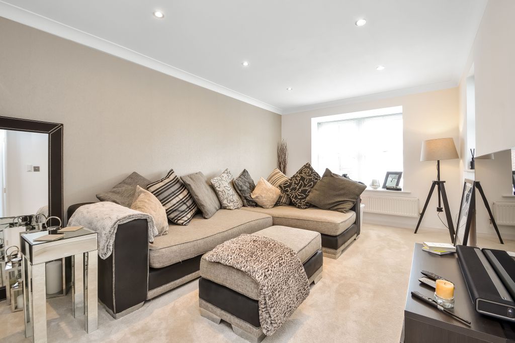 Additional image 6 of 4 bed detached house for saleSouthsea, Hampshire PO4