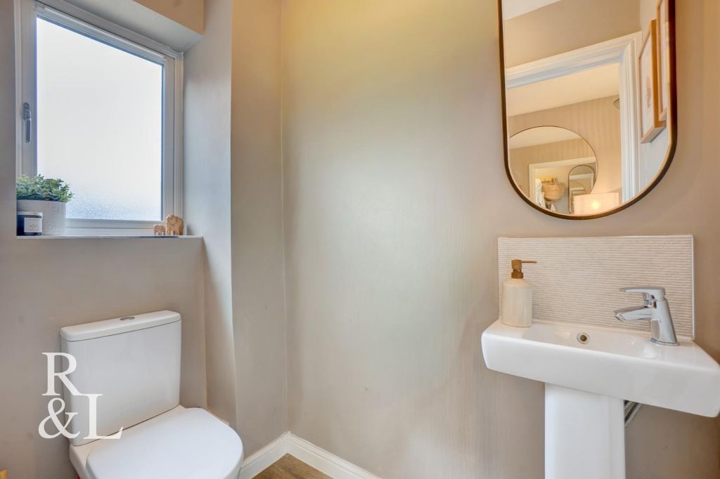 Additional image 10 of 3 bed semi-detached house for salePoplar Close, Overseal DE12