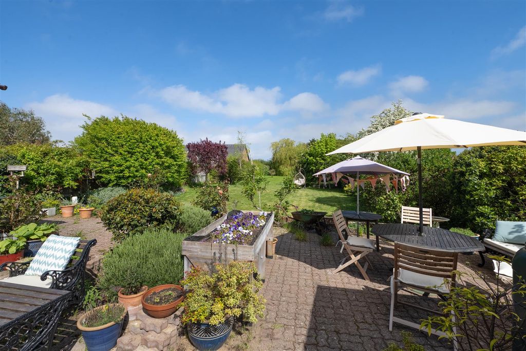 Additional image 7 of 5 bed detached house for saleJoy Lane, Whitstable CT5