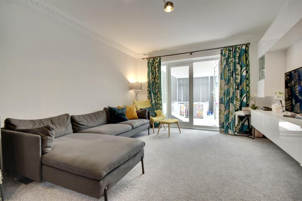 Additional image 11 of 3 bed end terrace house for saleBransbury Road, Southsea PO4