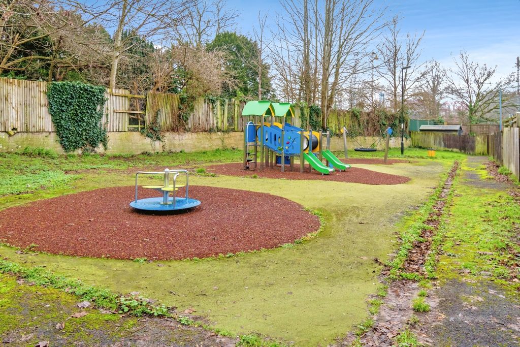 Additional image 19 of 3 bed terraced house for saleWhitehouse Gardens, Regents Park, Southampton, Hampshire SO15