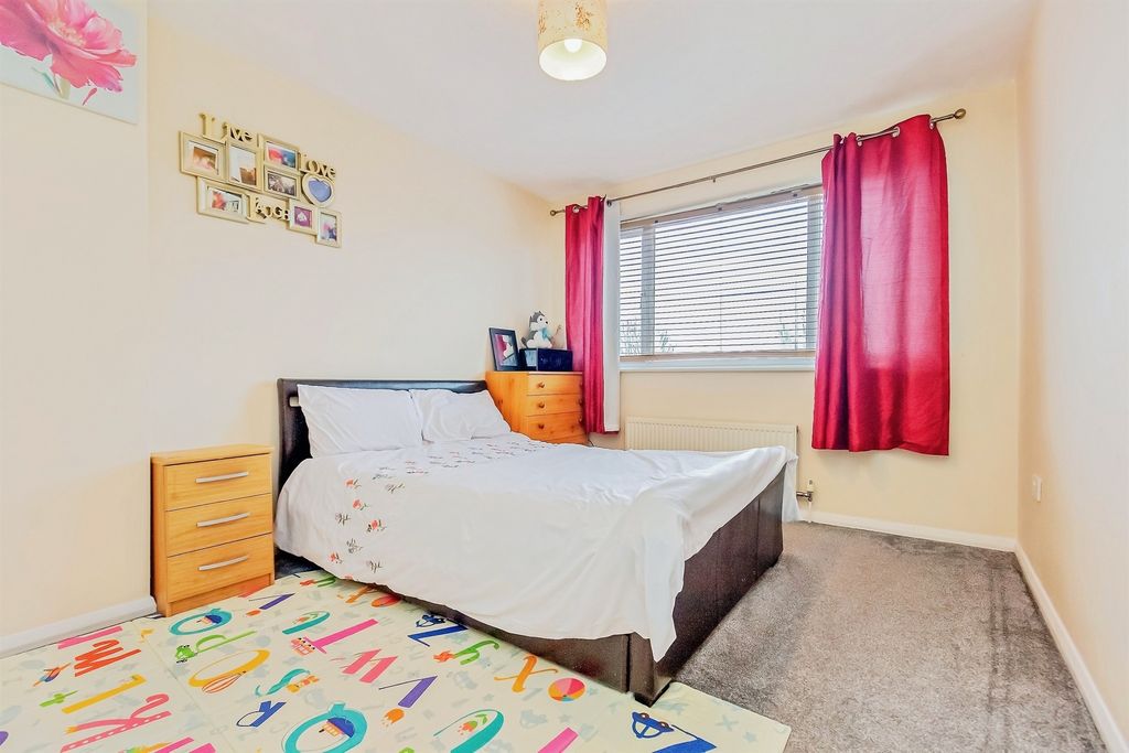 Additional image 8 of 3 bed semi-detached house for saleHarrod Drive, Market Harborough LE16