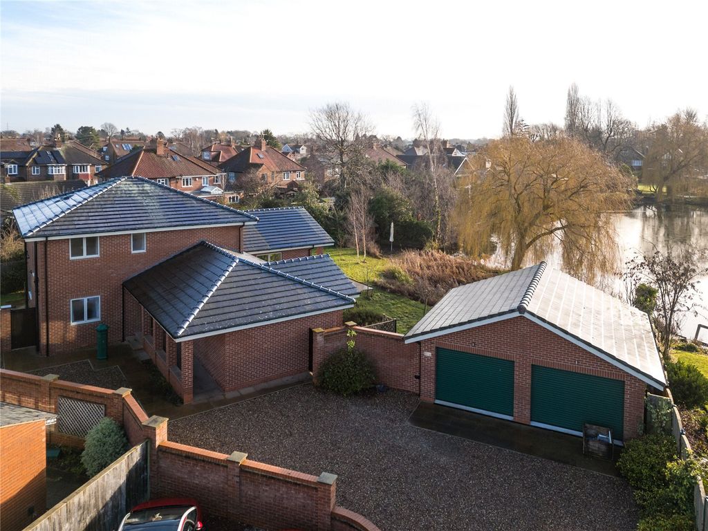 Additional image 12 of 4 bed detached house for saleWillow Grove, York, North Yorkshire YO31