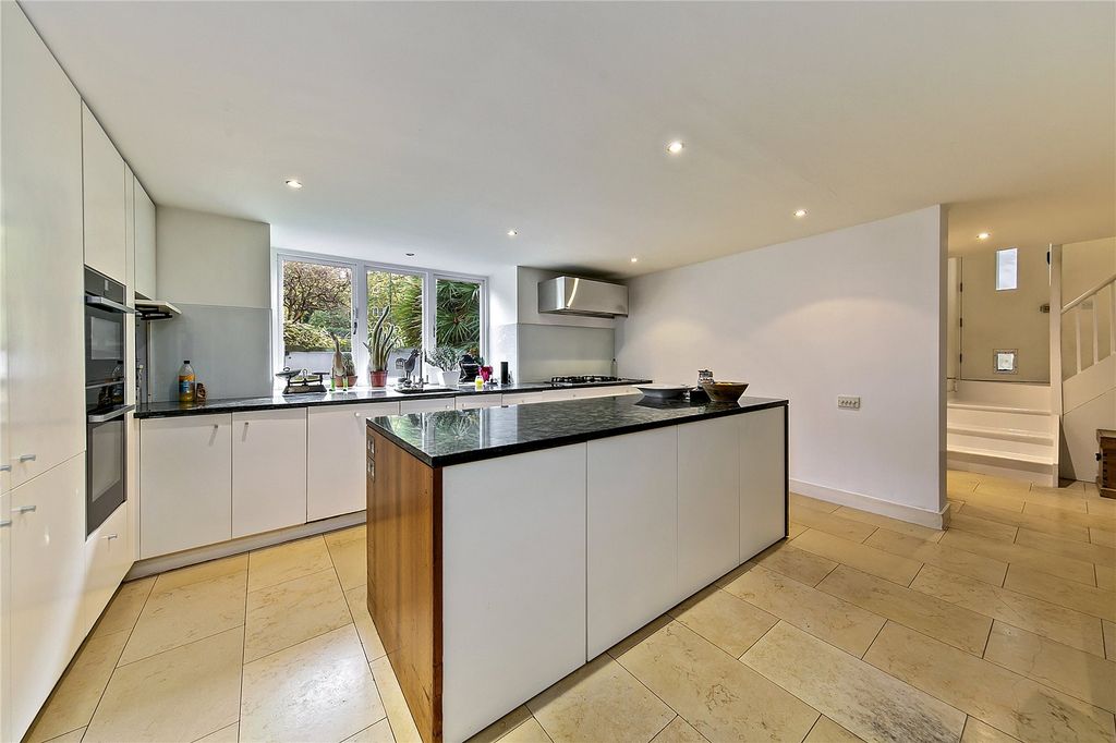 Additional image 14 of 6 bed semi-detached house for saleQueens Road, Richmond TW10