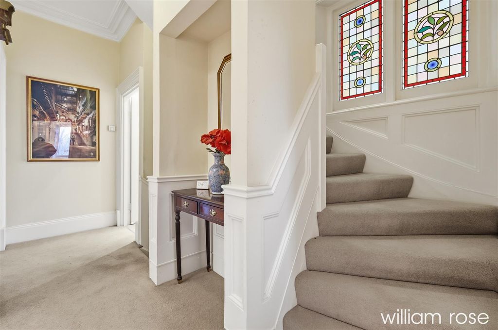 Additional image 17 of 7 bed semi-detached house for saleBroomhill Road, Woodford Green IG8